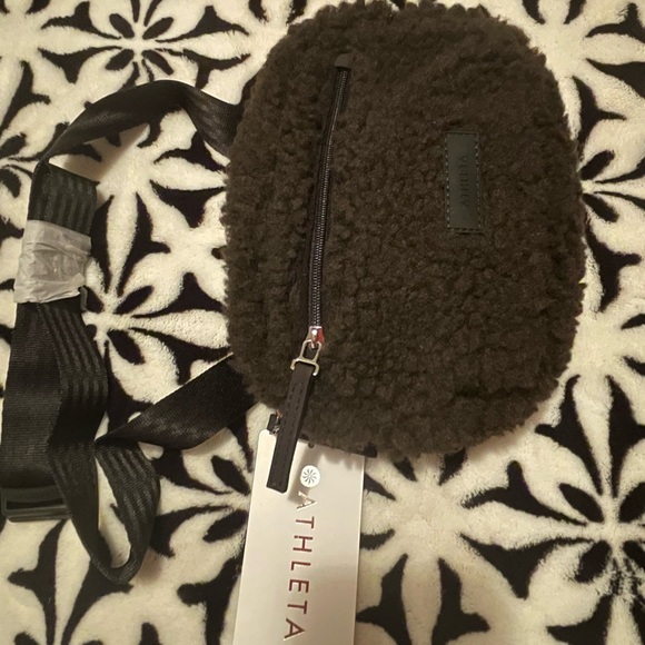 Athleta belt bag NWT - Picture 3 of 5